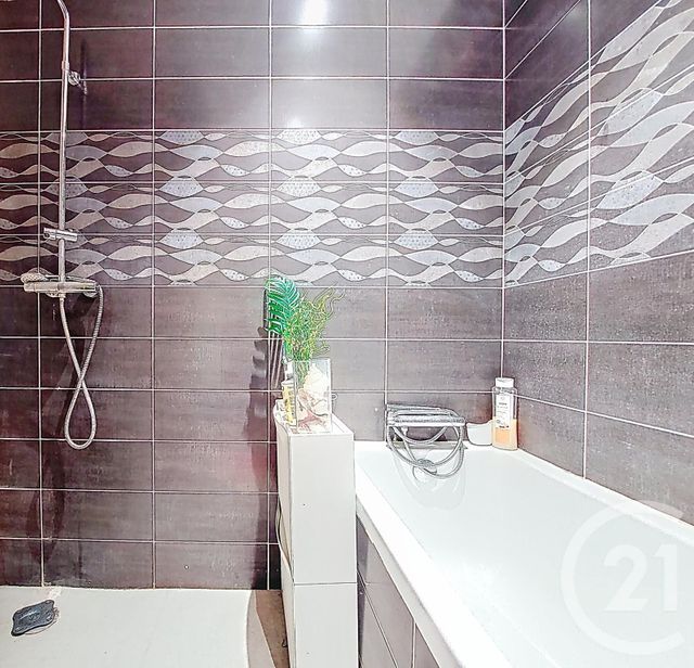 Afficher la photo en grand Appartement T4 à vendre - 4 pièces - 102,72 m2 - Sete - 34 - LANGUEDOC-ROUSSILLON