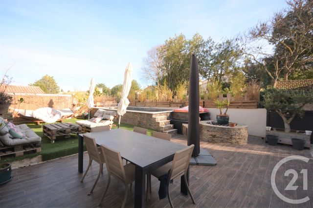 Maison à vendre - 9 pièces - 224,34 m2 - Gigean - 34 - LANGUEDOC-ROUSSILLON