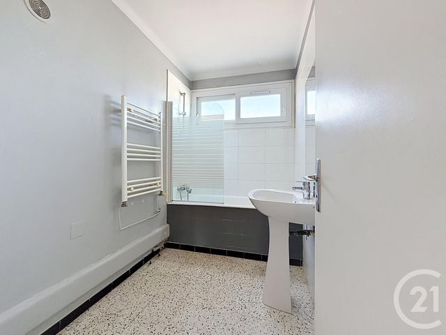 Appartement F3 &agrave; vendre - 3 pi&egrave;ces - 61,42 m2 - Sete - 34 - LANGUEDOC-ROUSSILLON