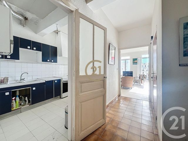 Afficher la photo en grand Appartement à vendre - 5 pièces - 143 m2 - Sete - 34 - LANGUEDOC-ROUSSILLON
