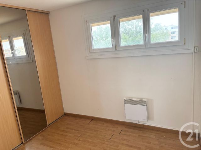 Afficher la photo en grand Appartement F4 à vendre - 5 pièces - 82,52 m2 - Sete - 34 - LANGUEDOC-ROUSSILLON