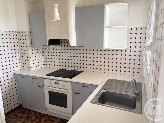 Afficher la photo en grand Appartement F4 à vendre - 5 pièces - 82,52 m2 - Sete - 34 - LANGUEDOC-ROUSSILLON