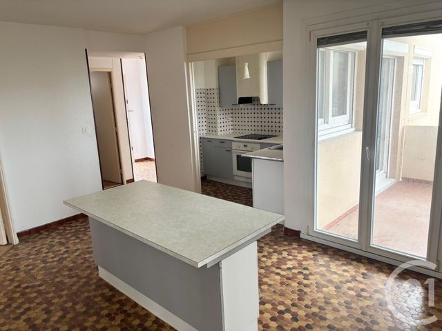 Afficher la photo en grand Appartement F4 à vendre - 5 pièces - 82,52 m2 - Sete - 34 - LANGUEDOC-ROUSSILLON