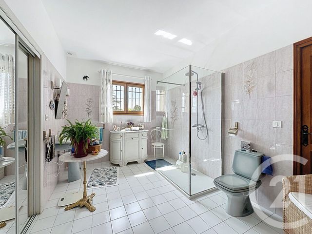 Afficher la photo en grand Maison à vendre - 4 pièces - 129,60 m2 - Gigean - 34 - LANGUEDOC-ROUSSILLON