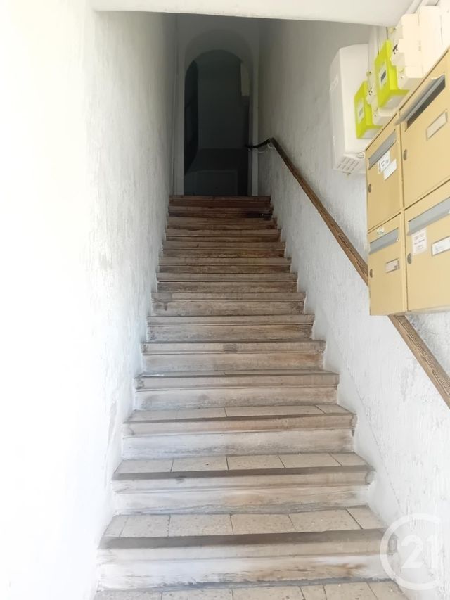 Afficher la photo en grand Appartement T1 à vendre - 1 pièce - 24 m2 - Sete - 34 - LANGUEDOC-ROUSSILLON