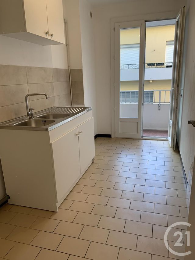 Afficher la photo en grand Appartement F2 à vendre - 2 pièces - 46,13 m2 - Sete - 34 - LANGUEDOC-ROUSSILLON