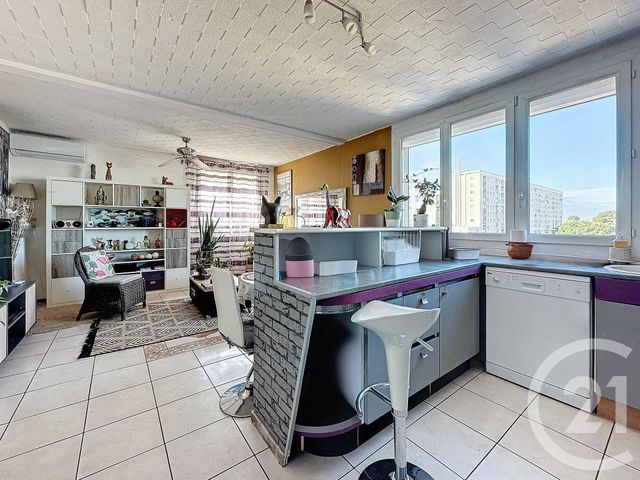 Afficher la photo en grand Appartement T3 à vendre - 3 pièces - 72,22 m2 - Sete - 34 - LANGUEDOC-ROUSSILLON