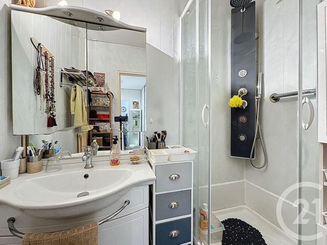 Afficher la photo en grand Appartement T3 à vendre - 3 pièces - 72,22 m2 - Sete - 34 - LANGUEDOC-ROUSSILLON