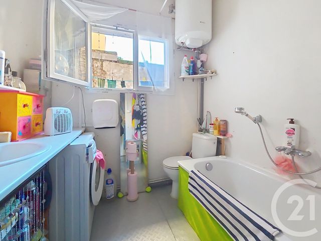 Appartement F3 &agrave; vendre - 2 pi&egrave;ces - 60,77 m2 - Sete - 34 - LANGUEDOC-ROUSSILLON