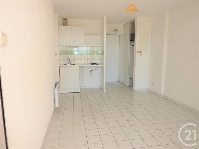 Afficher la photo en grand Appartement F2 à vendre - 2 pièces - 30,93 m2 - Sete - 34 - LANGUEDOC-ROUSSILLON