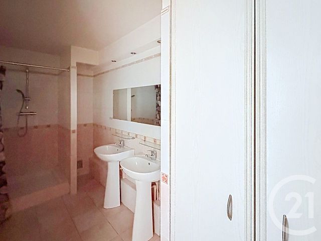 Appartement F3 &agrave; louer - 3 pi&egrave;ces - 69,99 m2 - Sete - 34 - LANGUEDOC-ROUSSILLON