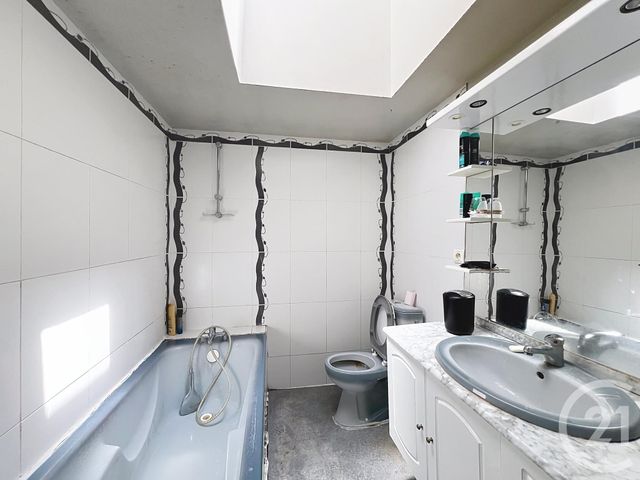 Appartement F4 à vendre - 3 pièces - 62,22 m2 - Sete - 34 - LANGUEDOC-ROUSSILLON