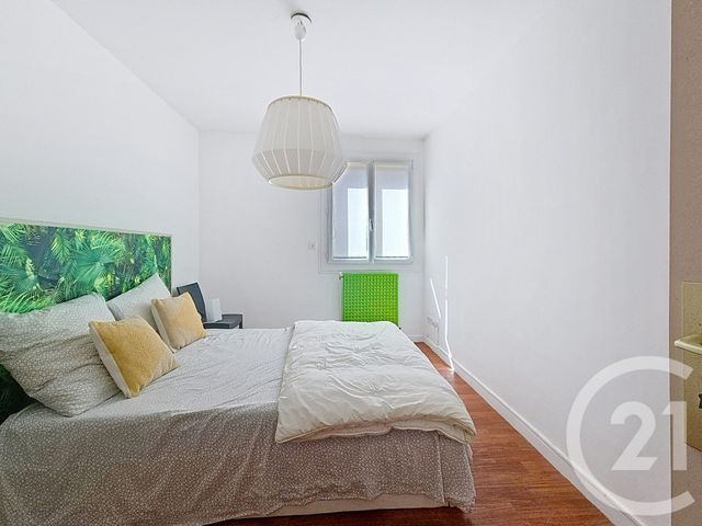 Afficher la photo en grand Appartement F3 à vendre - 3 pièces - 87,29 m2 - Sete - 34 - LANGUEDOC-ROUSSILLON