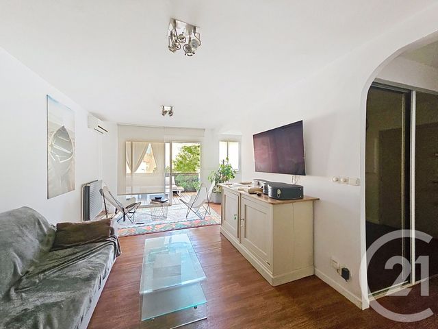 Afficher la photo en grand Appartement F3 à vendre - 3 pièces - 87,29 m2 - Sete - 34 - LANGUEDOC-ROUSSILLON