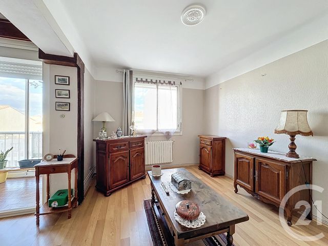 Afficher la photo en grand Appartement T3 à vendre - 3 pièces - 73,30 m2 - Sete - 34 - LANGUEDOC-ROUSSILLON