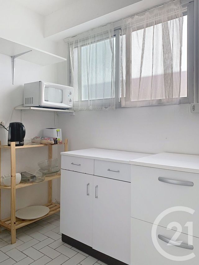 Afficher la photo en grand Appartement F3 à louer - 3 pièces - 67,51 m2 - Sete - 34 - LANGUEDOC-ROUSSILLON