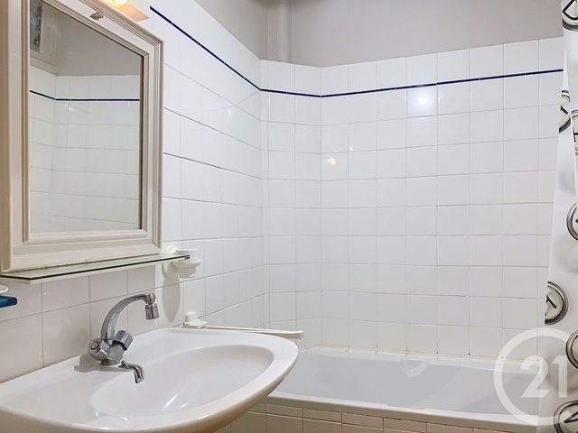 Appartement F3 &agrave; louer - 3 pi&egrave;ces - 68,19 m2 - Sete - 34 - LANGUEDOC-ROUSSILLON