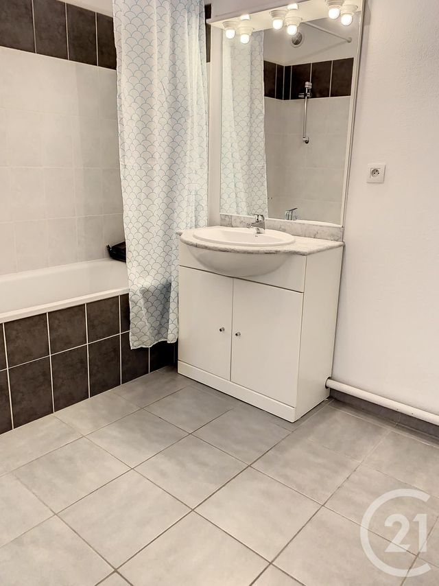 Appartement F2 &agrave; louer - 2 pi&egrave;ces - 42,94 m2 - Gigean - 34 - LANGUEDOC-ROUSSILLON