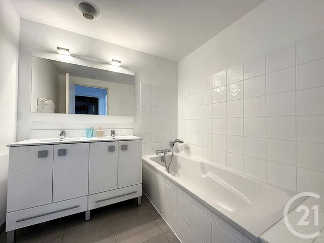 Appartement F3 &agrave; louer - 3 pi&egrave;ces - 69,19 m2 - Sete - 34 - LANGUEDOC-ROUSSILLON