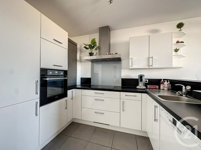 Appartement F3 &agrave; louer - 3 pi&egrave;ces - 69,19 m2 - Sete - 34 - LANGUEDOC-ROUSSILLON