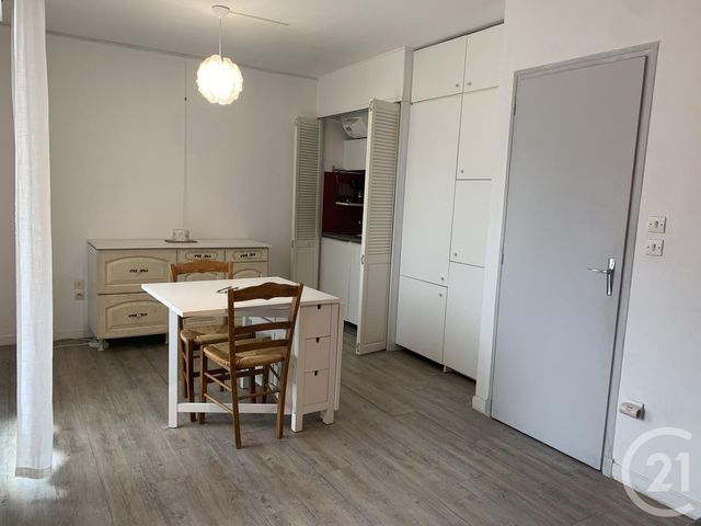 Appartement Studio à louer SETE