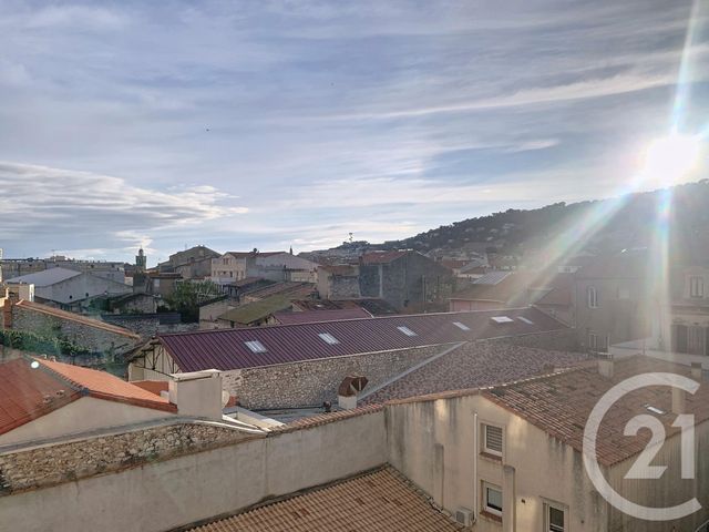 Appartement F4 &agrave; louer - 4 pi&egrave;ces - 100,40 m2 - Sete - 34 - LANGUEDOC-ROUSSILLON
