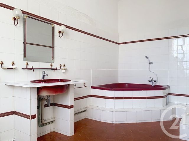 Appartement F4 &agrave; louer - 4 pi&egrave;ces - 100,40 m2 - Sete - 34 - LANGUEDOC-ROUSSILLON