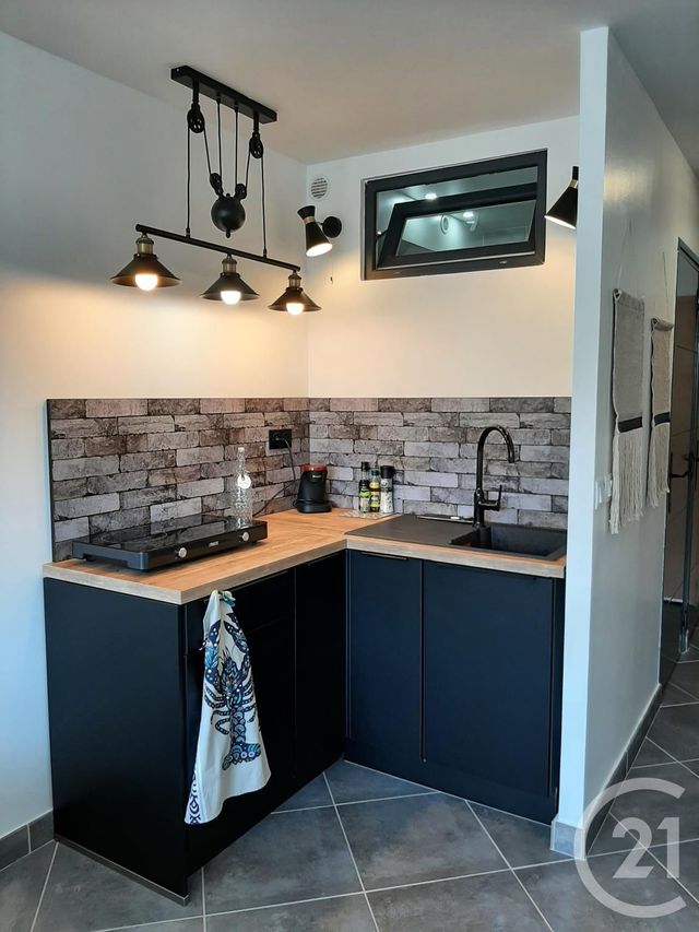 Appartement F1 &agrave; louer - 1 pi&egrave;ce - 26,36 m2 - Sete - 34 - LANGUEDOC-ROUSSILLON