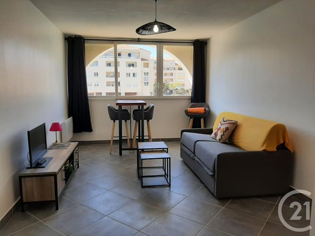 Appartement F1 &agrave; louer - 1 pi&egrave;ce - 26,36 m2 - Sete - 34 - LANGUEDOC-ROUSSILLON