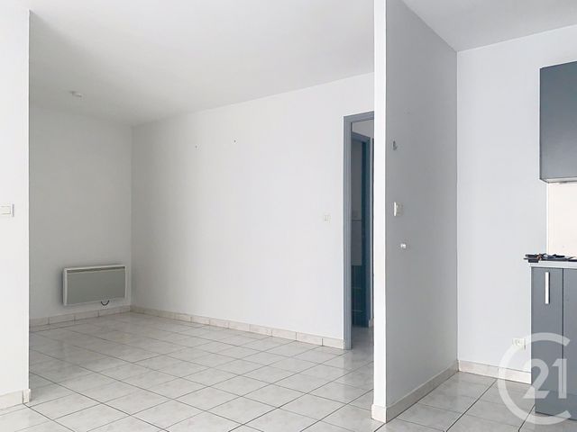 Appartement F3 &agrave; louer - 3 pi&egrave;ces - 57,79 m2 - Sete - 34 - LANGUEDOC-ROUSSILLON