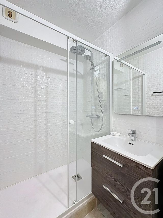 Appartement T2 &agrave; louer - 2 pi&egrave;ces - 25,94 m2 - Sete - 34 - LANGUEDOC-ROUSSILLON