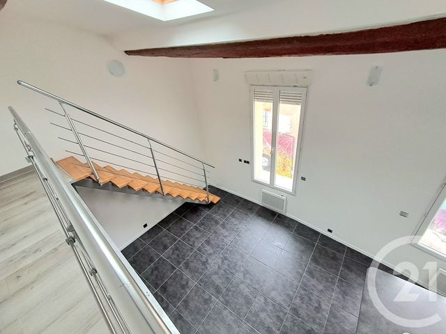 Appartement F3 &agrave; louer - 3 pi&egrave;ces - 76,53 m2 - Sete - 34 - LANGUEDOC-ROUSSILLON
