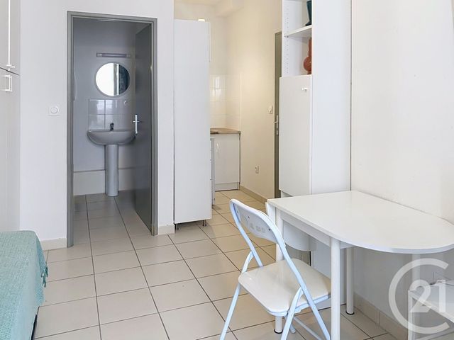 Appartement F1 &agrave; louer - 1 pi&egrave;ce - 16,58 m2 - Sete - 34 - LANGUEDOC-ROUSSILLON