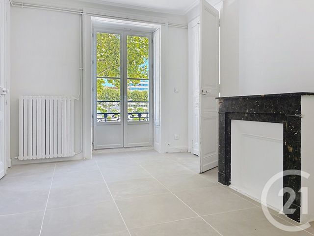Appartement F4 &agrave; louer - 4 pi&egrave;ces - 88,43 m2 - Sete - 34 - LANGUEDOC-ROUSSILLON
