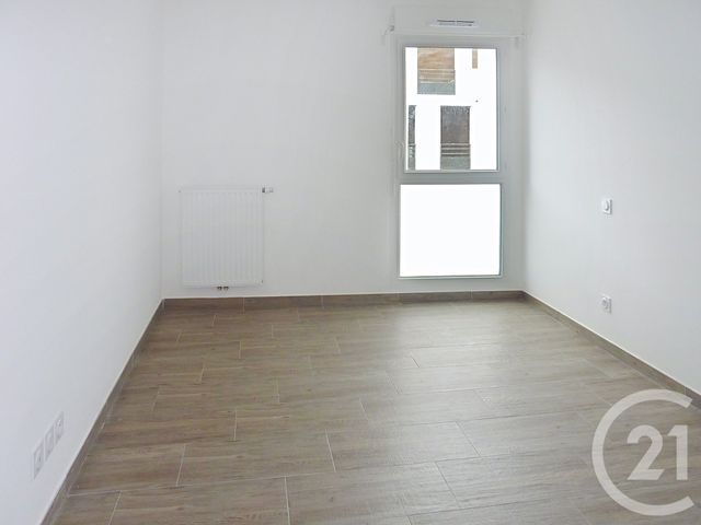 Appartement F3 &agrave; louer - 3 pi&egrave;ces - 63,41 m2 - Sete - 34 - LANGUEDOC-ROUSSILLON