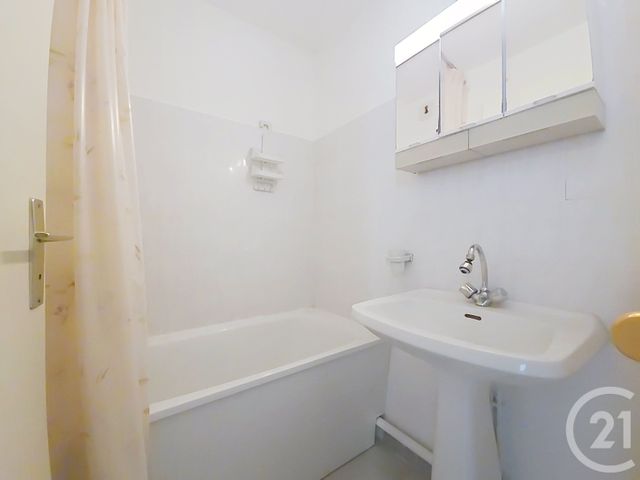 Appartement F2 bis &agrave; vendre - 2 pi&egrave;ces - 28,12 m2 - Sete - 34 - LANGUEDOC-ROUSSILLON