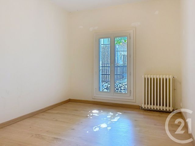 Appartement F4 &agrave; louer - 4 pi&egrave;ces - 77,10 m2 - Sete - 34 - LANGUEDOC-ROUSSILLON