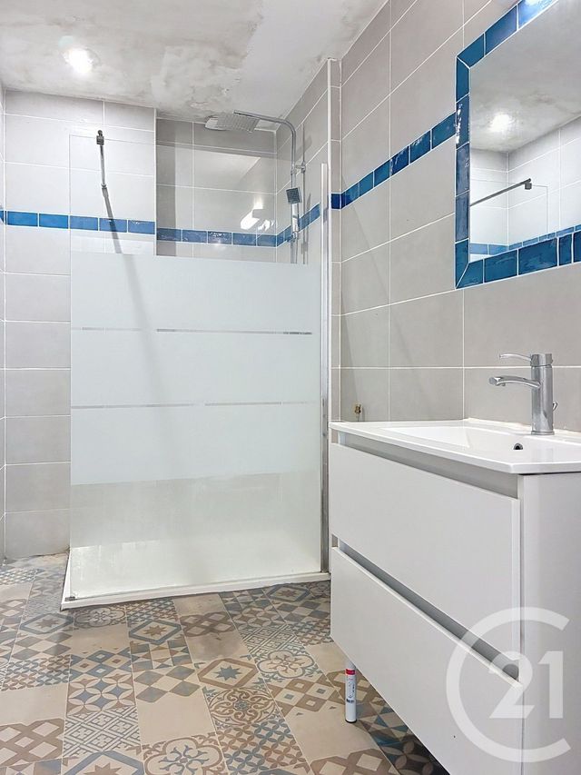 Appartement F4 &agrave; louer - 4 pi&egrave;ces - 77,10 m2 - Sete - 34 - LANGUEDOC-ROUSSILLON